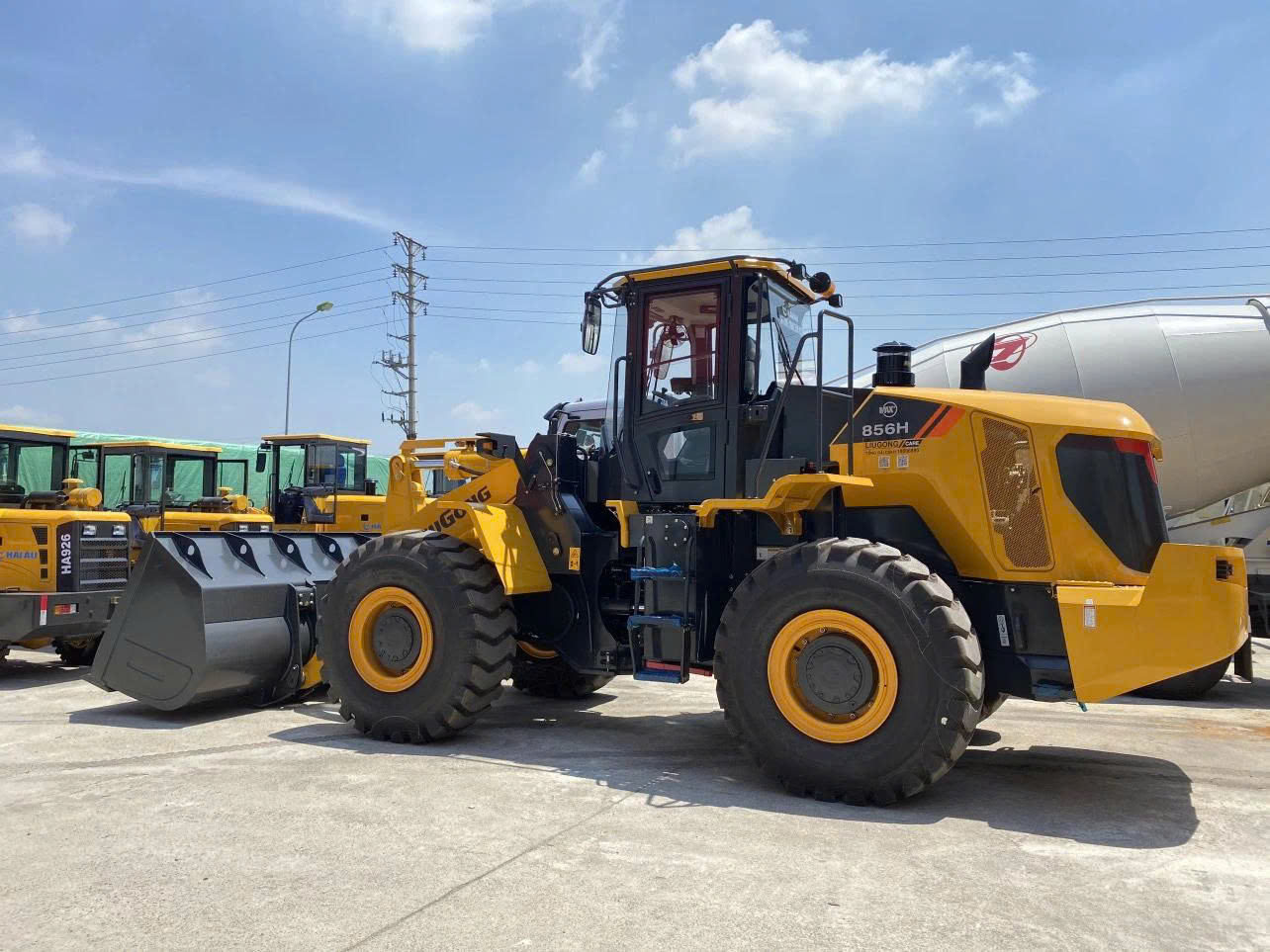 Máy Xúc Lật Liugong CLG856H Max Gầu 4.2-4.7m3 - Giải Pháp Tối Ưu Cho Công Trình Nặng